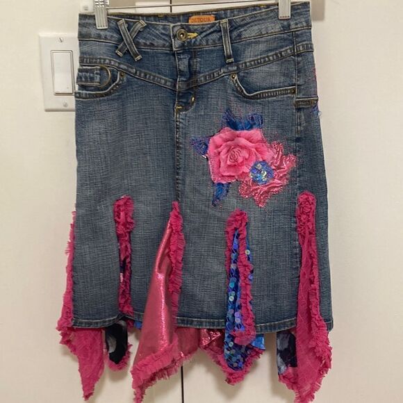 Extraordinary Denim Skirt Appliqué, inserts at hem in Pink,Floral & Blue Sequin - Picture 1 of 10